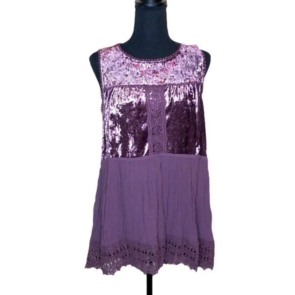 Knox Rose Crushed Velvet & Lace Embroidered Tank M